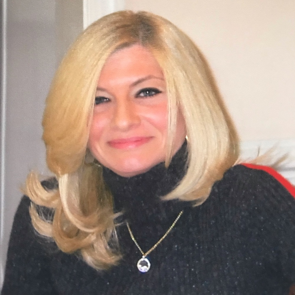 Meet your Posher, Suzanne